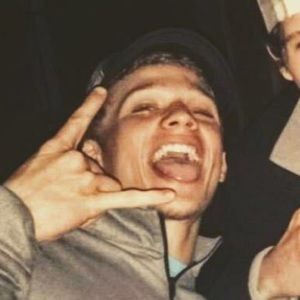 Meet your Posher, Dakota